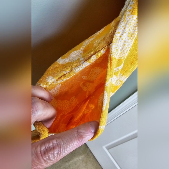 By Anthropologie Sensual Strappy Romper, Yellow Motif, Size Medium - Picture 14 of 17